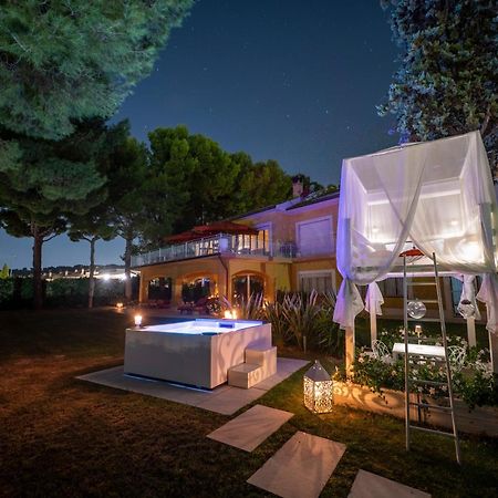 Tra Gli Alberi E Il Mare Bed and Breakfast Sirolo Εξωτερικό φωτογραφία