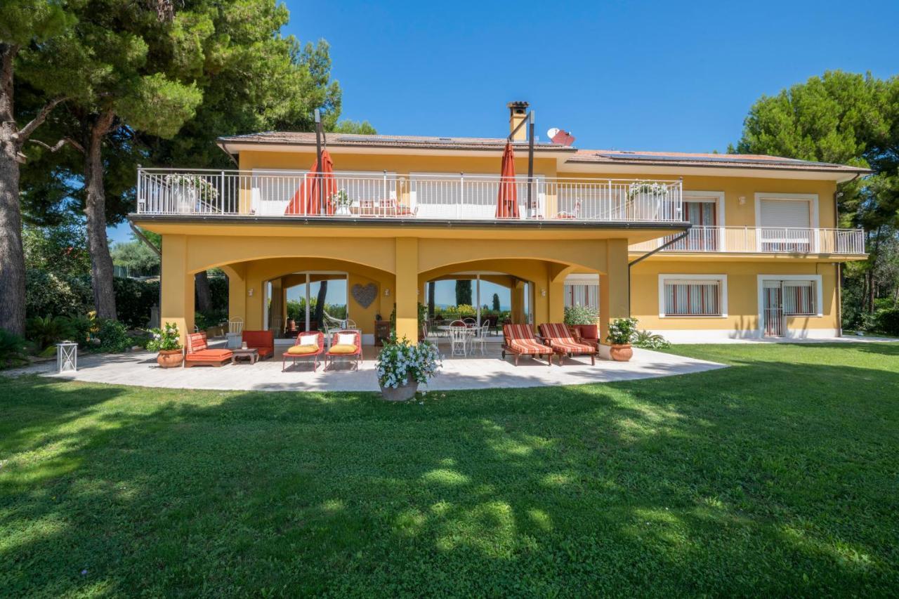 Tra Gli Alberi E Il Mare Bed and Breakfast Sirolo Εξωτερικό φωτογραφία