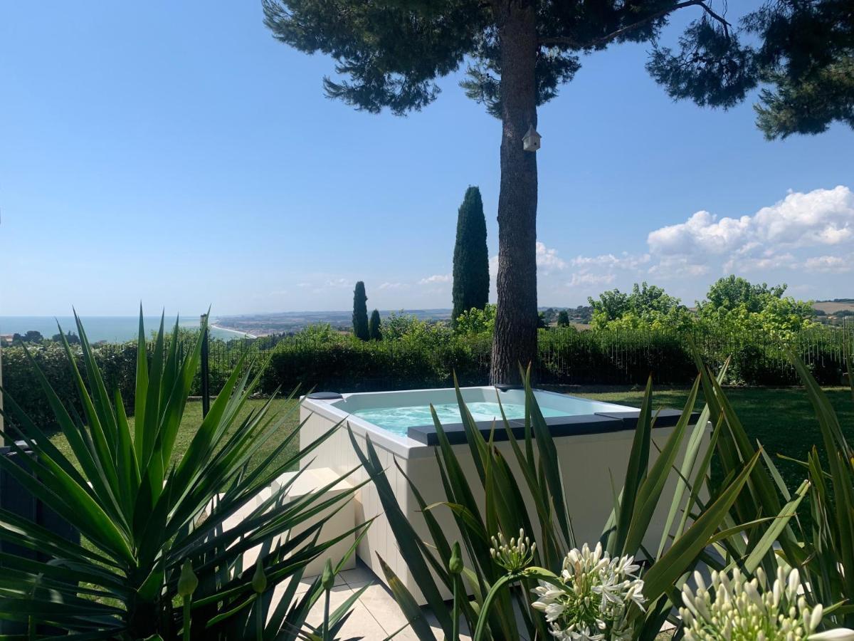 Tra Gli Alberi E Il Mare Bed and Breakfast Sirolo Εξωτερικό φωτογραφία