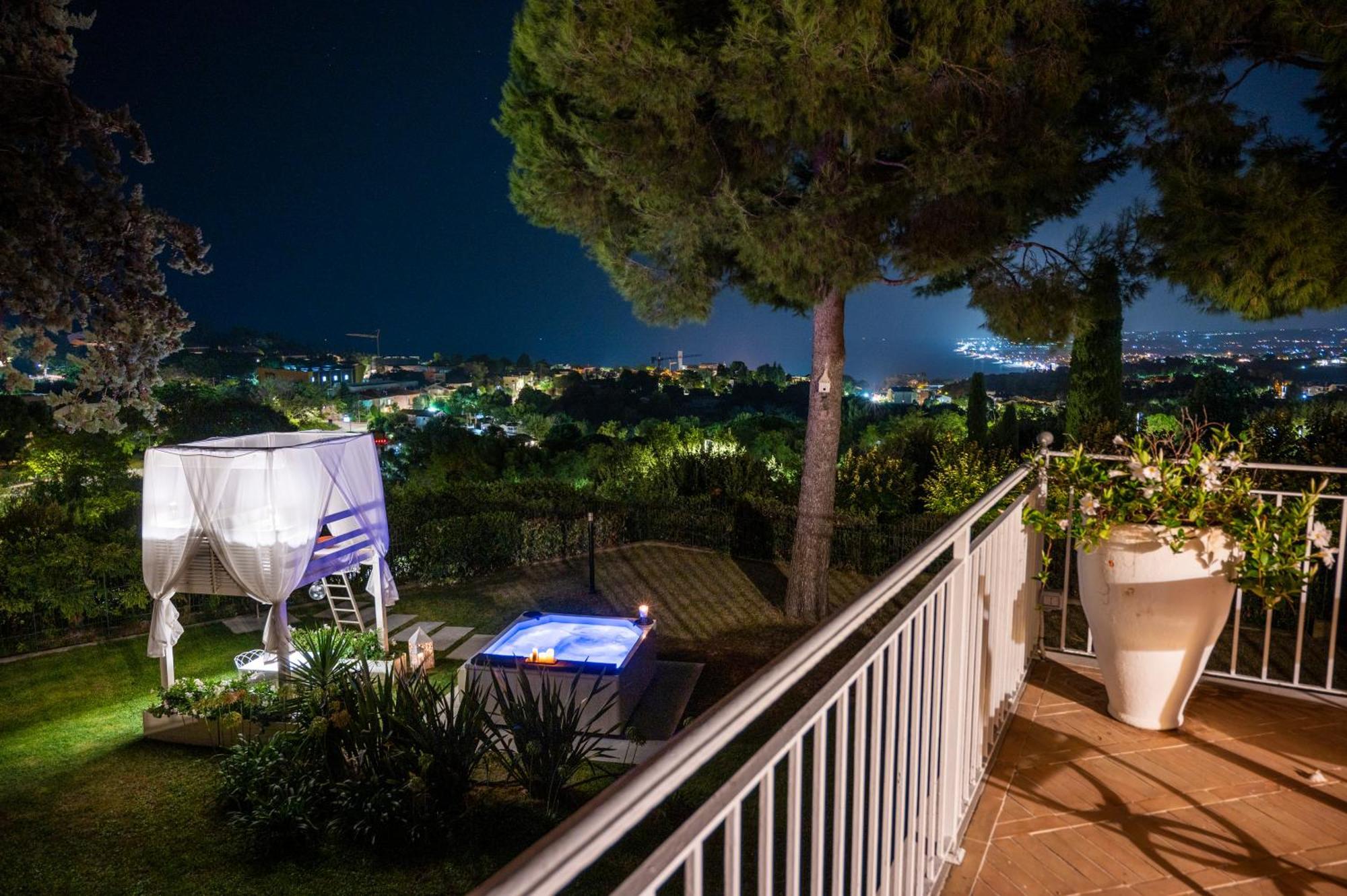 Tra Gli Alberi E Il Mare Bed and Breakfast Sirolo Εξωτερικό φωτογραφία